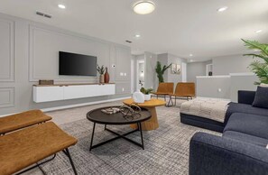 Televisio, takka, videopelejä