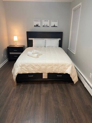 Desk, iron/ironing board, WiFi - *Cozy 1Bd Apt-Private-Near EWR/NYC/NWK PEN/ RT22 (Union)