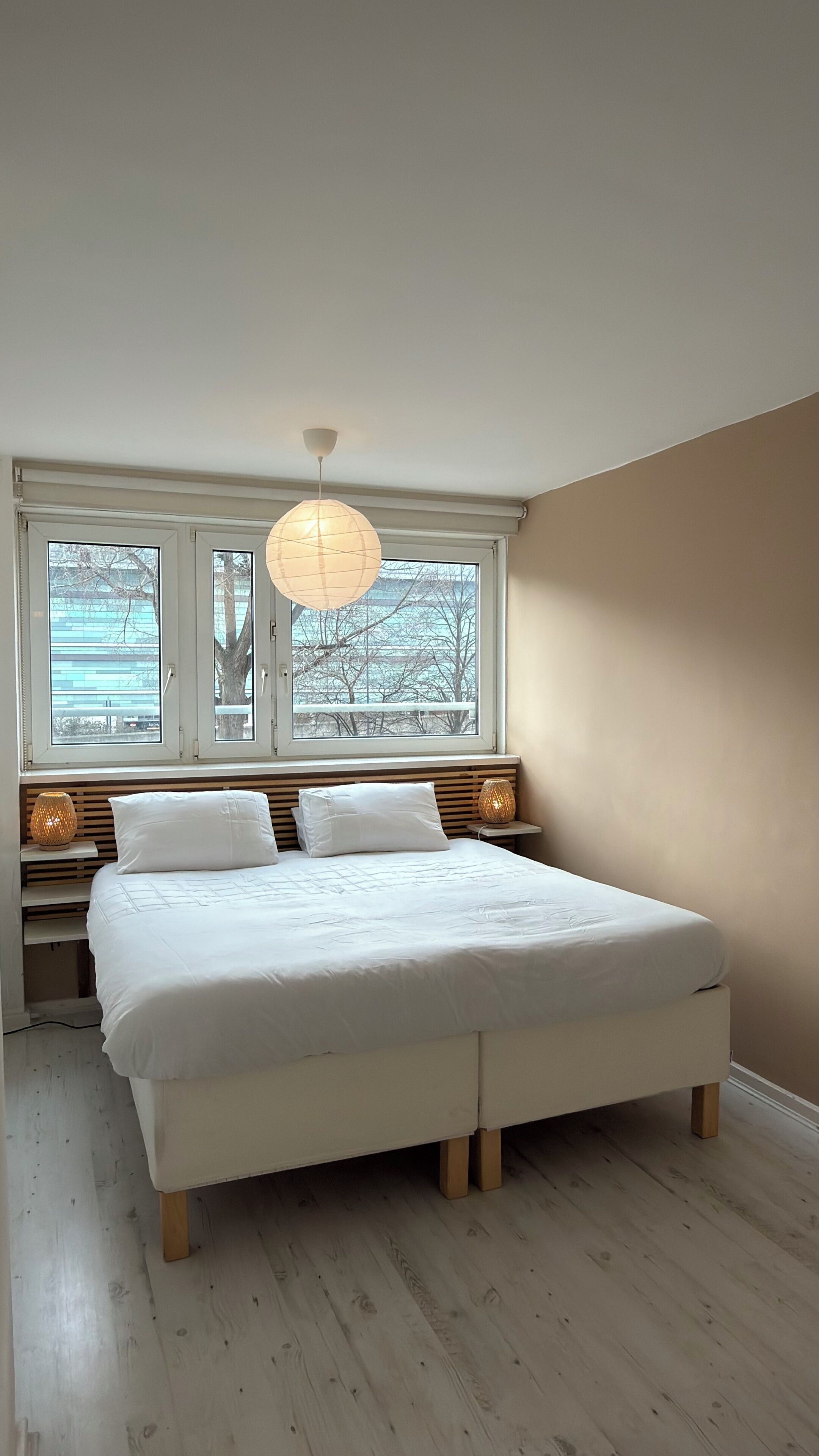 Strykejern/-brett, wi-fi og sengetøy