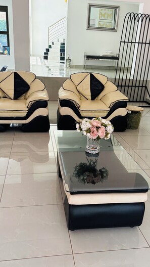 Interior - Greystone Park luxury home (Harare)