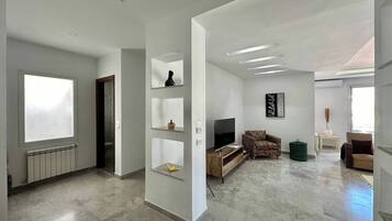 Apartamento, 3 quartos, para fumantes, sacada | Sala de estar