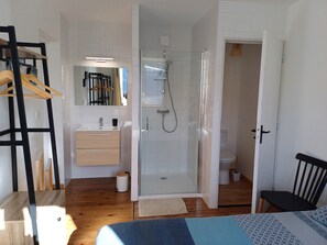 WiFi, bed sheets - Vrbo Property (Paulhac)