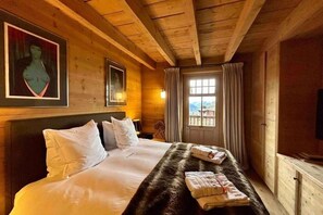 6 chambres, fer et planche à repasser, Wi-Fi, draps fournis