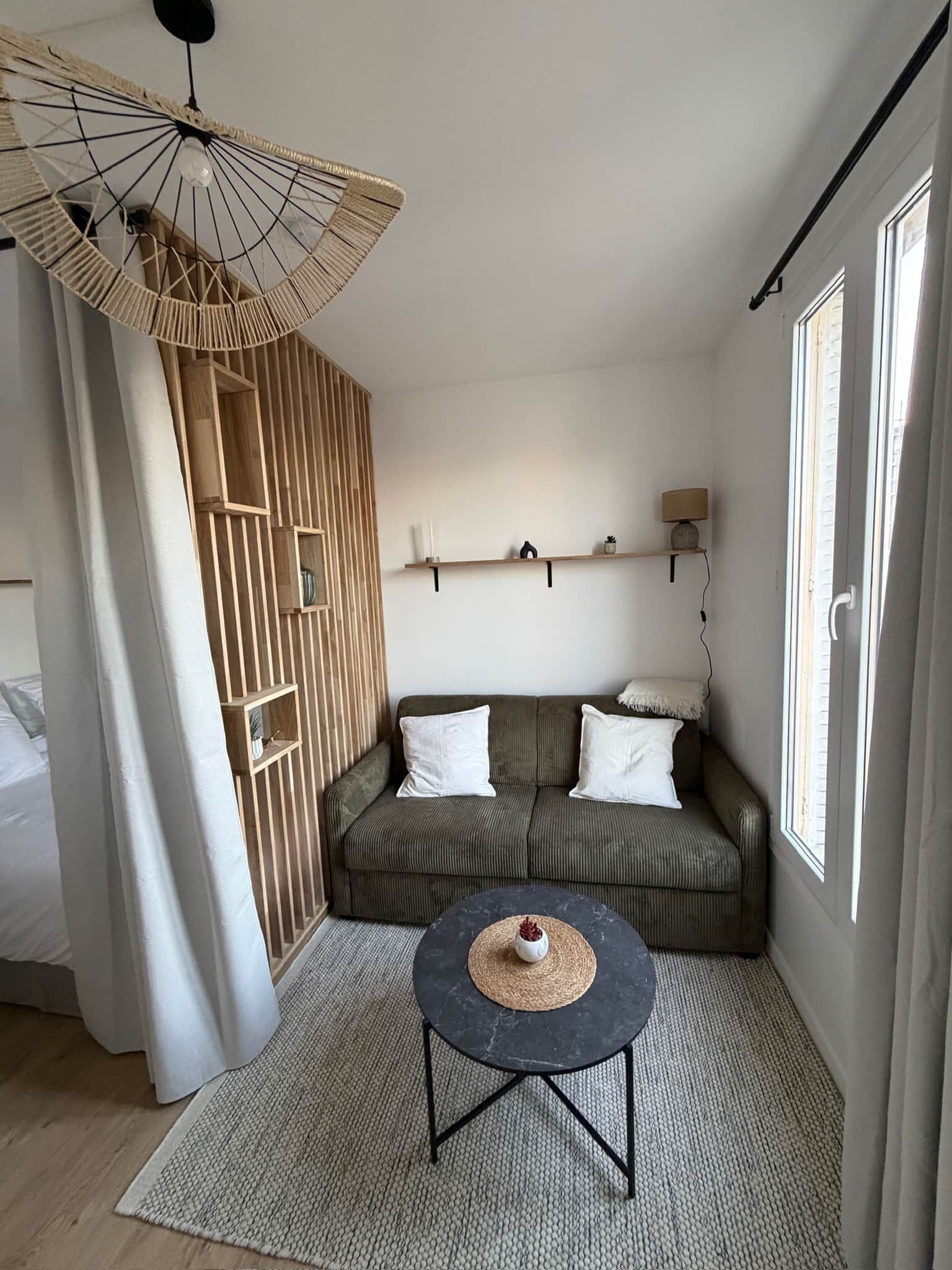 Télévision, chaîne hi-fi