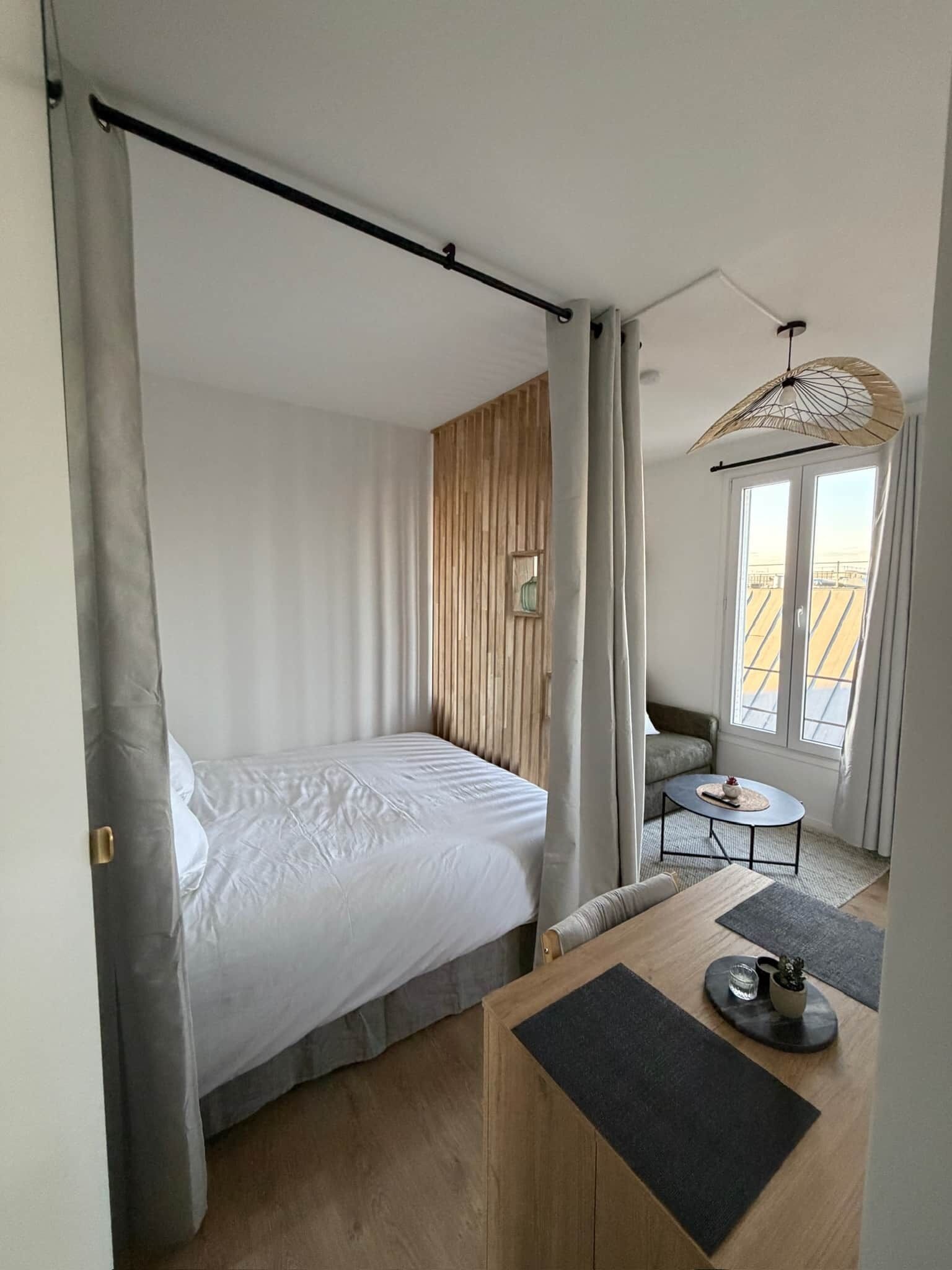 Fer et planche à repasser, Wi-Fi, draps fournis