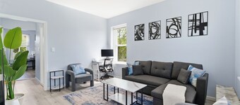 Prime Montclair Location 2mins walk to NYC train station