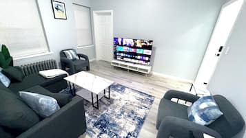 Smart TV, computer monitors