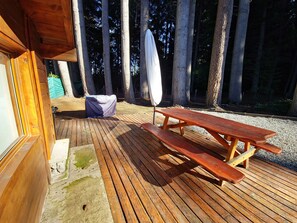 Klassiek huisje, uitzicht op tuin | Buiten dineren