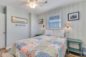 4 bedrooms, WiFi, bed sheets, wheelchair access - The Helen - 3 Bedroom Oceanfront Duplex in Carolina Beach (Carolina Beach)