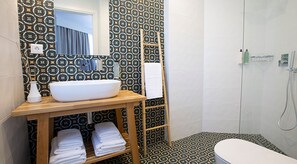 Bathroom - Lirides Luxury Suite A1 (Lefkada)