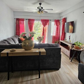 Living area - House of the Three Companions (Gros Islet)