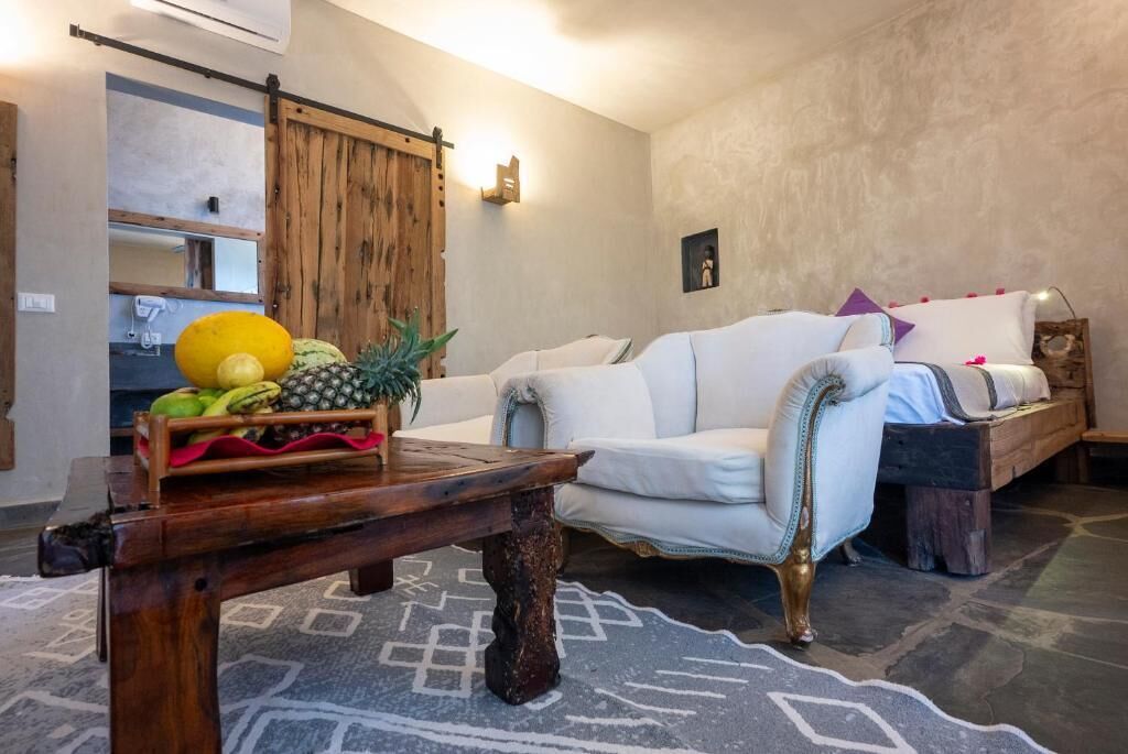 Deluxe Double Room, Balcony, Courtyard View | Interior