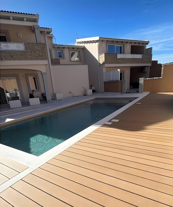 Pool - Holiday Home 'Borgo Myricae - Scilla Bianca' with Shared Pool, Wi-Fi and Air Conditioning (Chia)