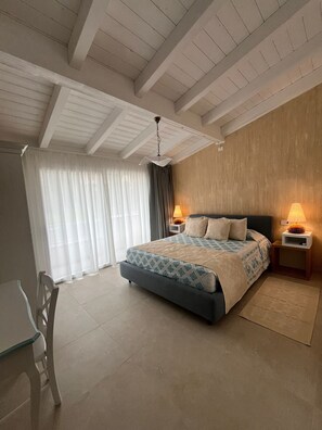 Bügeleisen/Bügelbrett, WLAN, Bettwäsche