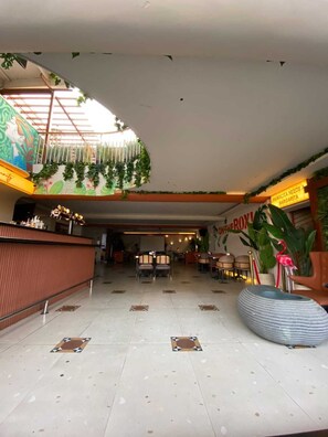 ห้องคลาสสิก | ล็อบบี้