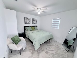 2 chambres, bureau, fer et planche à repasser, Wi-Fi gratuit