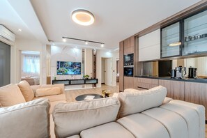 Villa | 3 bedrooms - Villa Ballat With Heated Pool (Privlaka)