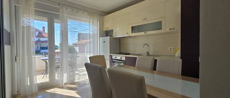 2 عدّة غرف نوم