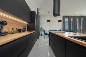 Villa | 4 bedrooms - Modern Villa Porta in Novalja (Novalja)