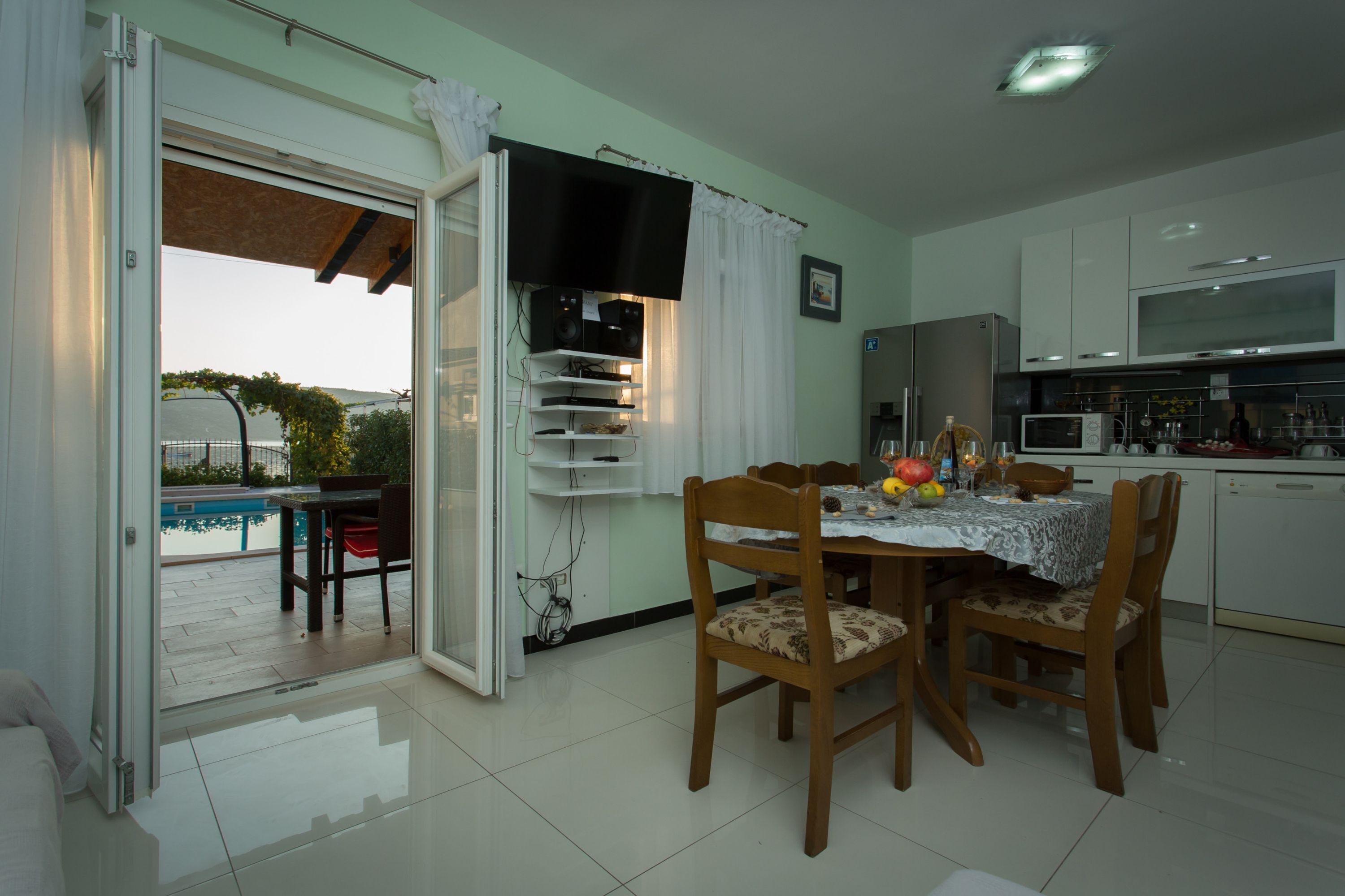 4 عدّة غرف نوم