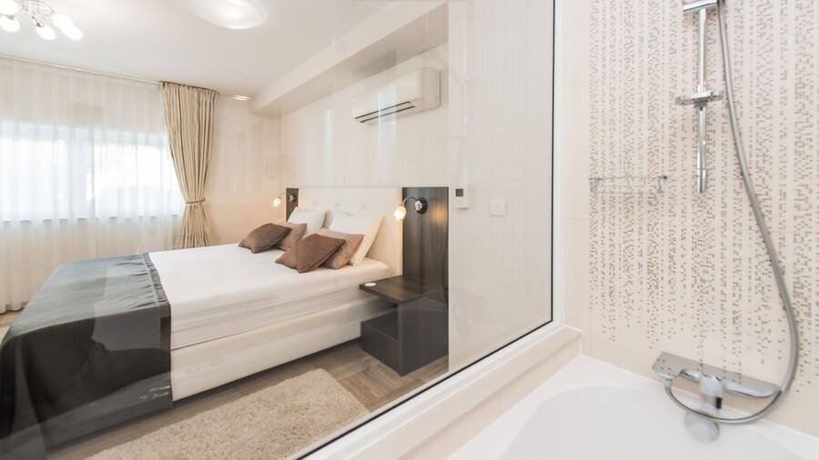 Sargas Suite 5 With Pool View