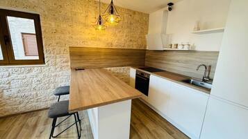 House | 1 bedroom