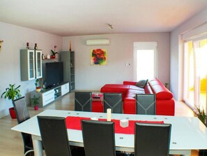 6 bedrooms - Holiday Home Nadalina (Vrgorac)
