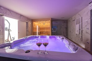 5 bedrooms - Beachfront Villa Promenada (Posedarje)