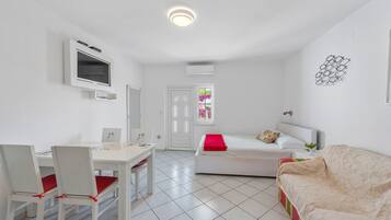 Studio | 1 kamar tidur