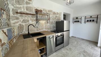 House | 1 bedroom