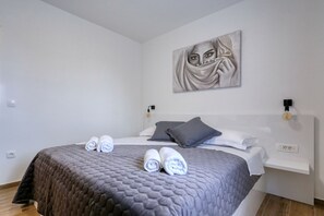 3 bedrooms - Villa Orkula With Heated Pool (Sukosan)