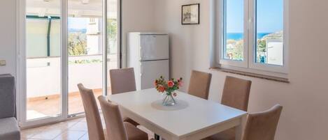 Apartment, Smoking | 2 bedrooms