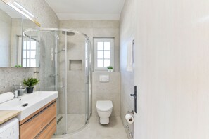 Villa - Villa Carnela With Heated Pool (Privlaka)