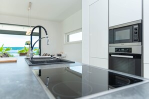 Villa | 4 bedrooms - Villa Michelle With Infinity Pool (Jasenice)