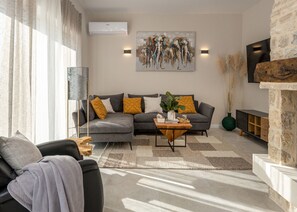 Villa | 3 bedrooms - Villa Katarina With Pool (Zadar)