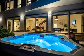 Villa - Villa Costabella With Heated Pool (Posedarje)