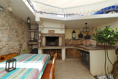 Holiday Home Tranquilla With Heated Pool