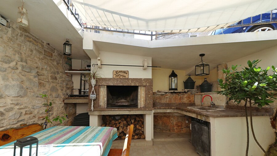 Holiday Home Tranquilla With Heated Pool