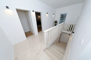 Villa | 5 bedrooms - Villa Vallis With Pool (Obrovac)