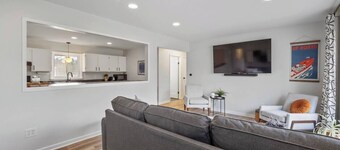 Locals Landing: Modern Family Retreat midway to Casino, River, & Lake Michigan