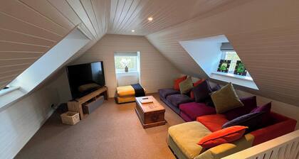 Pets - Garden - Parking - Sleeps up to 4 - Hiking