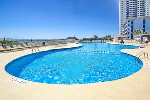 Piscine couverte, piscine chauffée