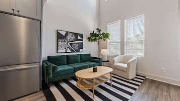 Townhouse – luksus, kjøkken | Oppholdsområde