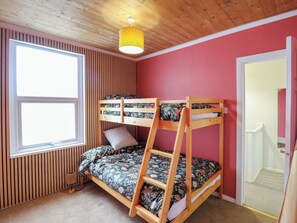 2 bedrooms, individually decorated, individually furnished, free WiFi - Meregate Cottage (Margate)