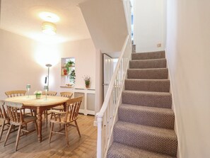 Dining - Meregate Cottage (Margate)