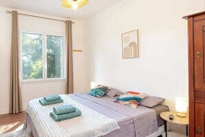 1 bedroom, free WiFi - Mysterious Quartet Suite (Puget-sur-Argens)