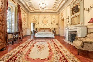 Interior - Le Château De Christin - Avec piscine (Junas)