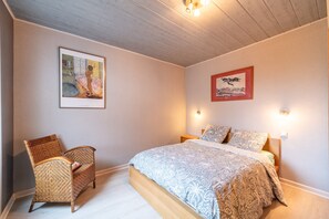 3 Schlafzimmer, kostenloses WLAN, Bettwäsche