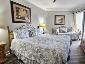 Iron/ironing board, Internet, bed sheets