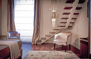 Fer et planche à repasser, accès Internet, draps fournis